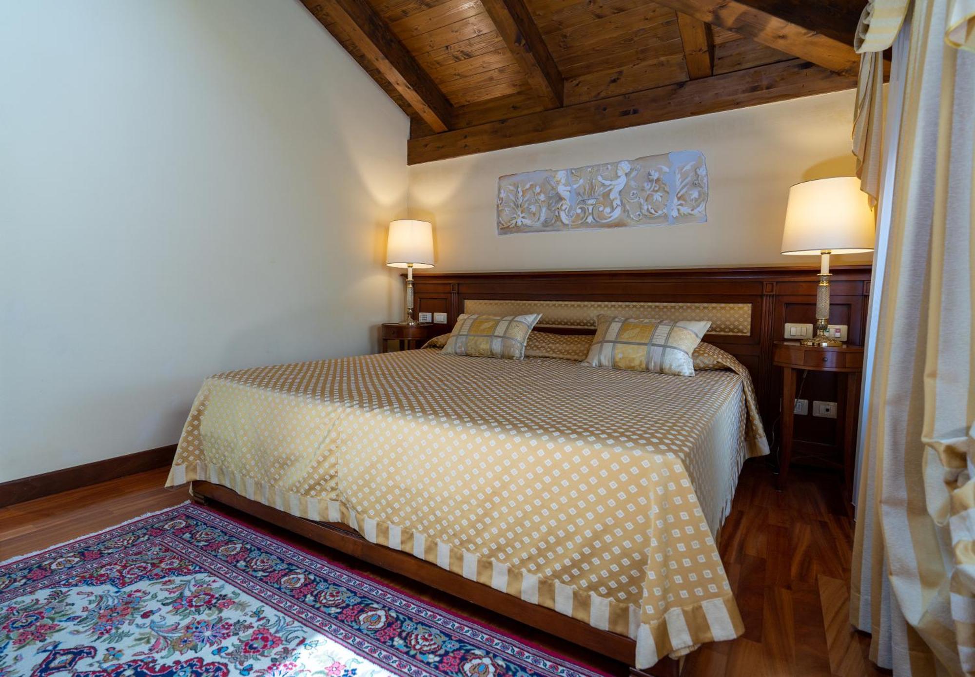 Le Muse Hotel San Bonifacio Dış mekan fotoğraf