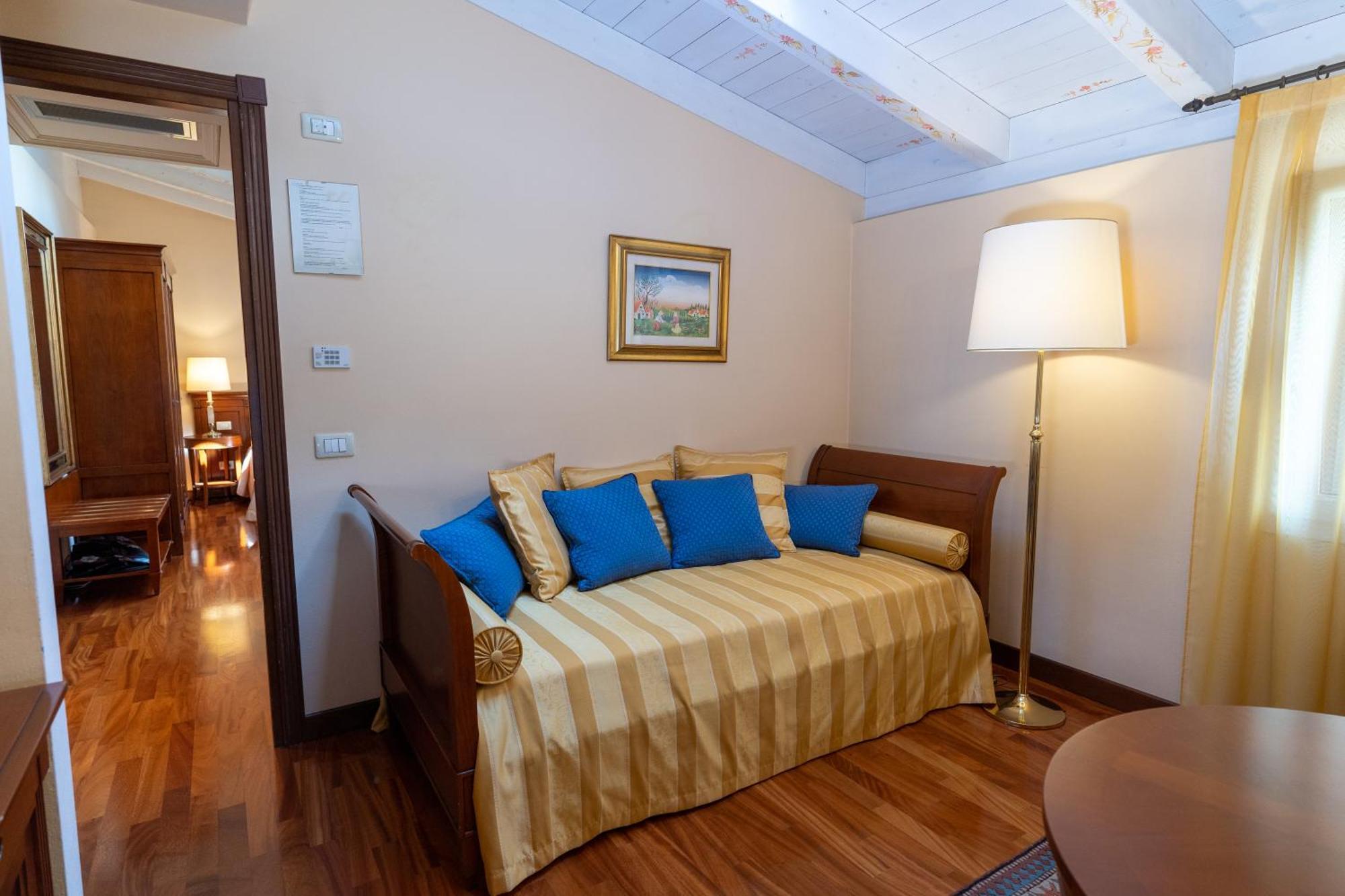 Le Muse Hotel San Bonifacio Dış mekan fotoğraf